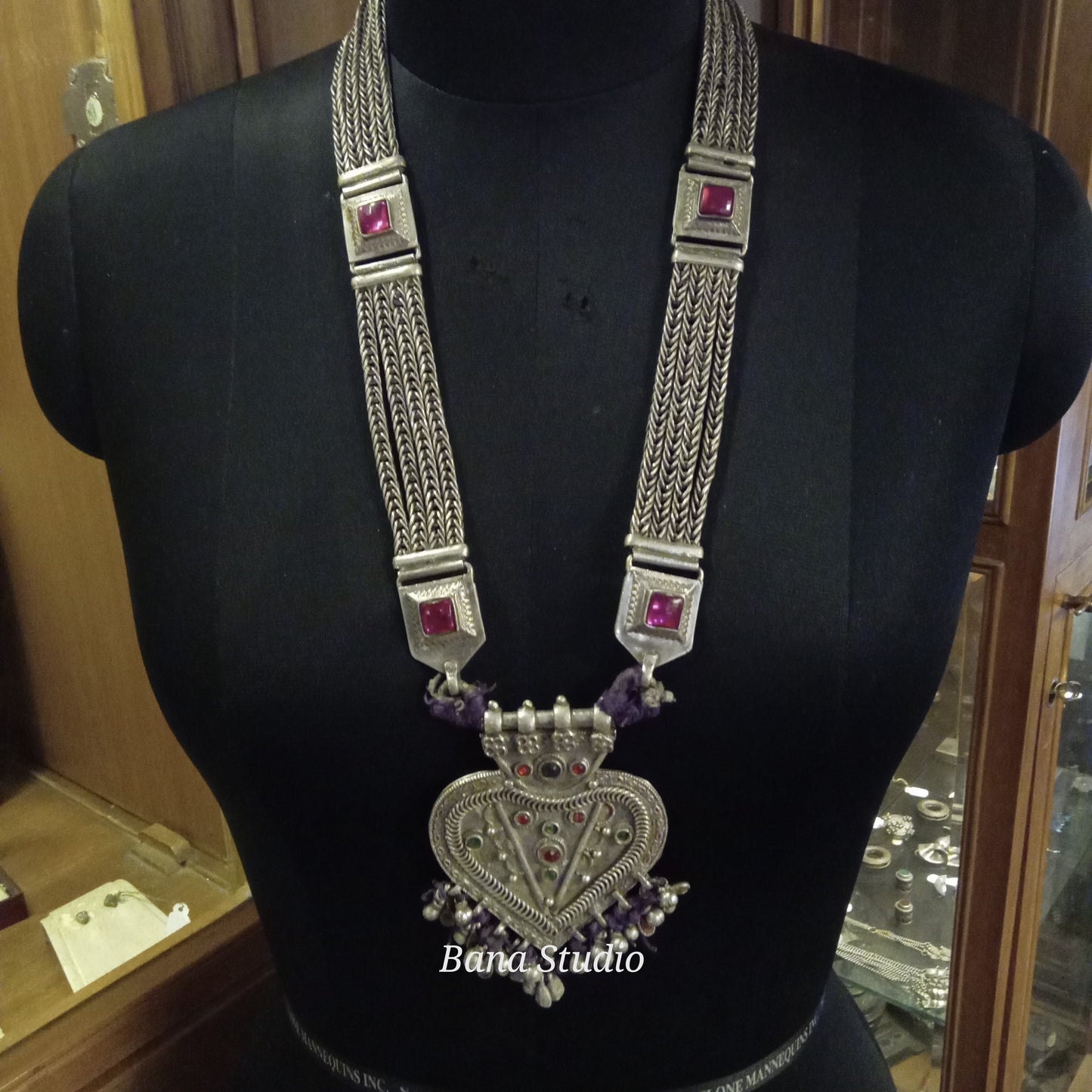 Tribal Sil Necklace Bana Studio