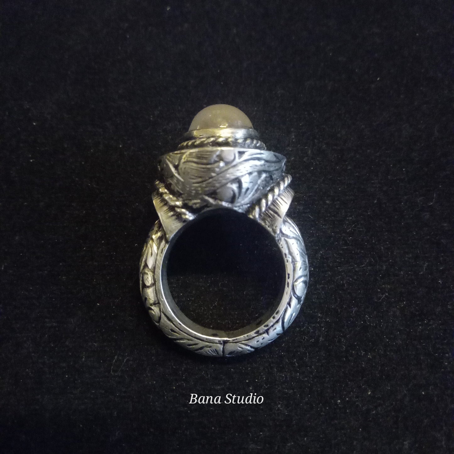 Exclusive Ring