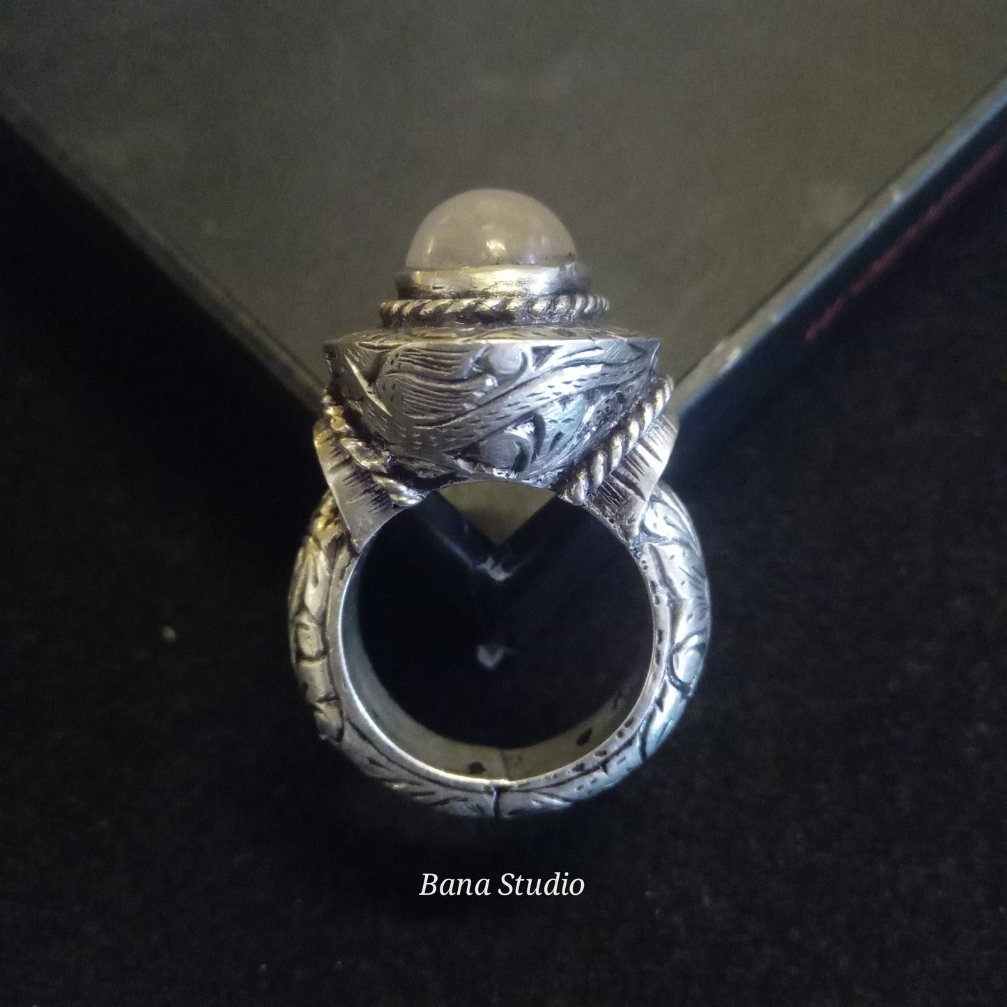 Exclusive Ring