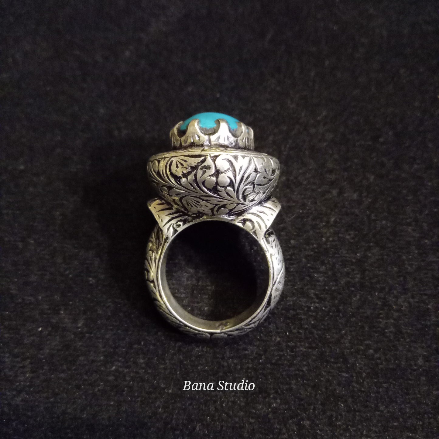 Exclusive Ring