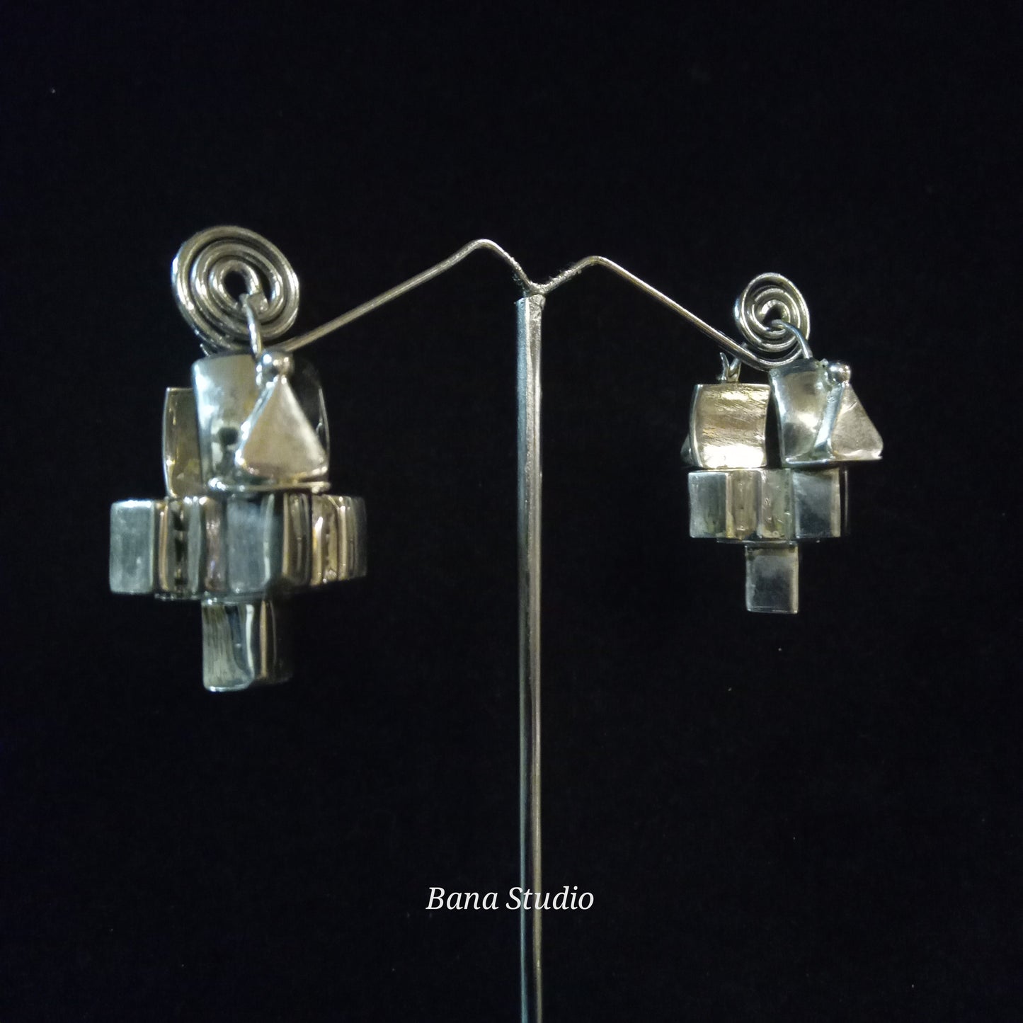 Thandatti Earrings