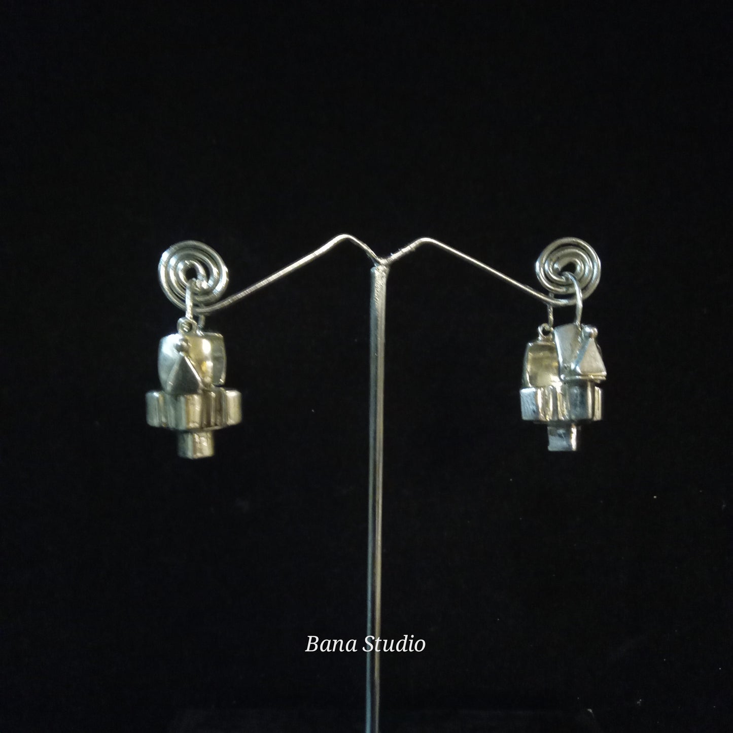 Thandatti Earrings