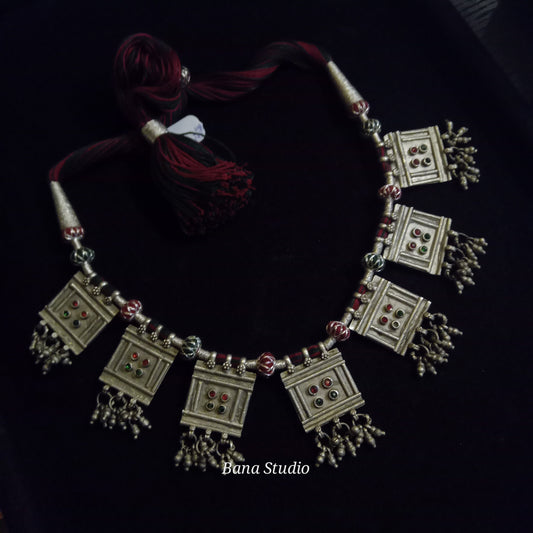 Tikli Necklace