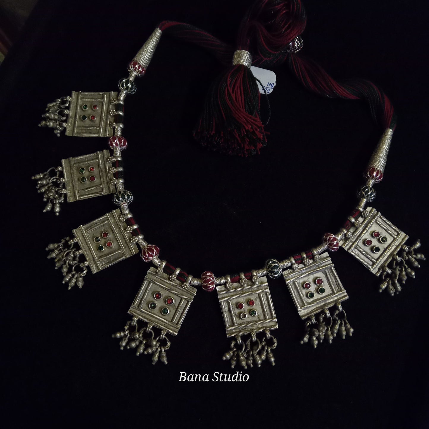 Tikli Necklace