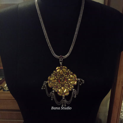 Kundan Pendant