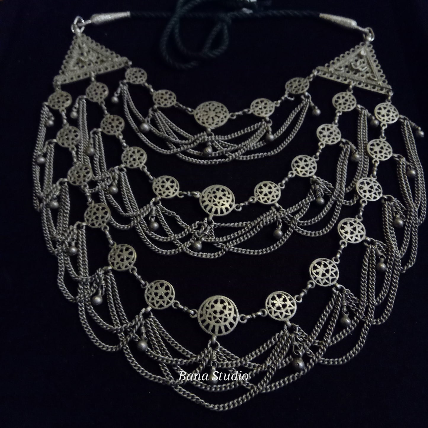 Jhalar Necklace