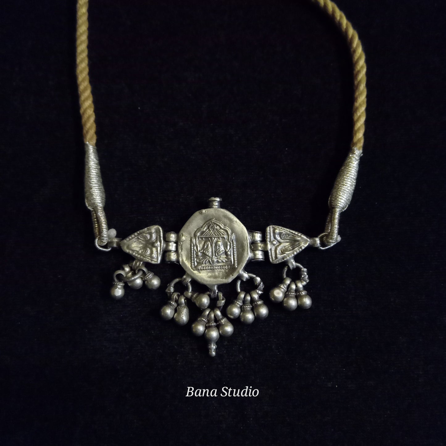 Vishnupada Choker