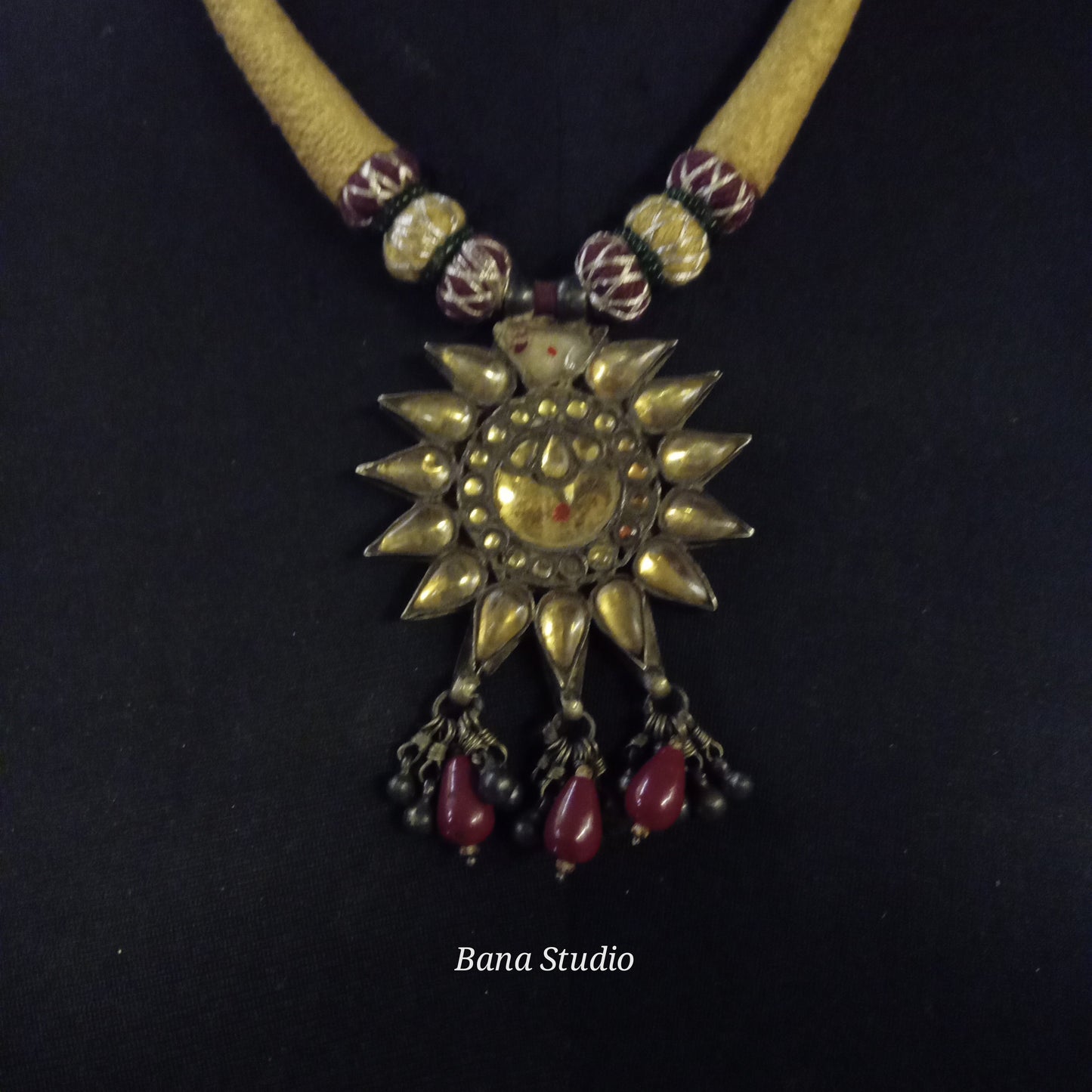 Kundan Pendant