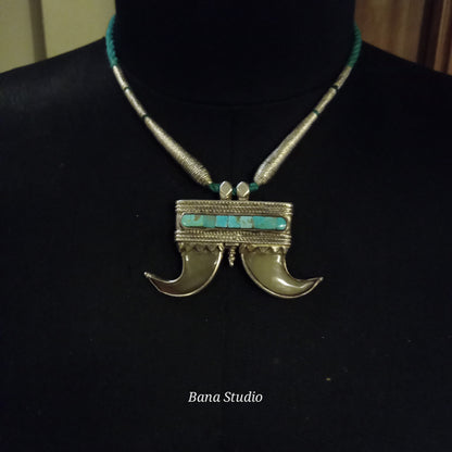 Claw Pendant