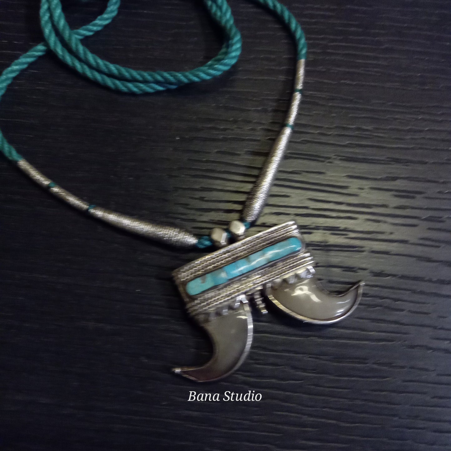 Claw Pendant