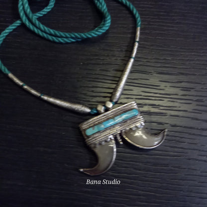 Claw Pendant