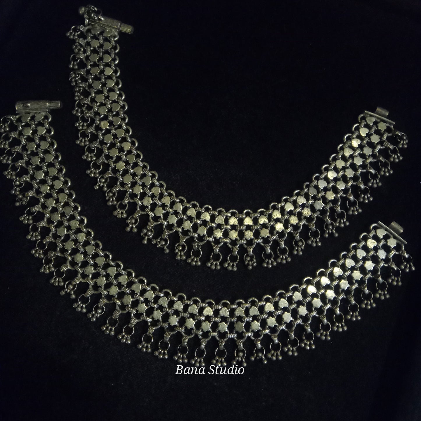 Paan Payezeb Anklets