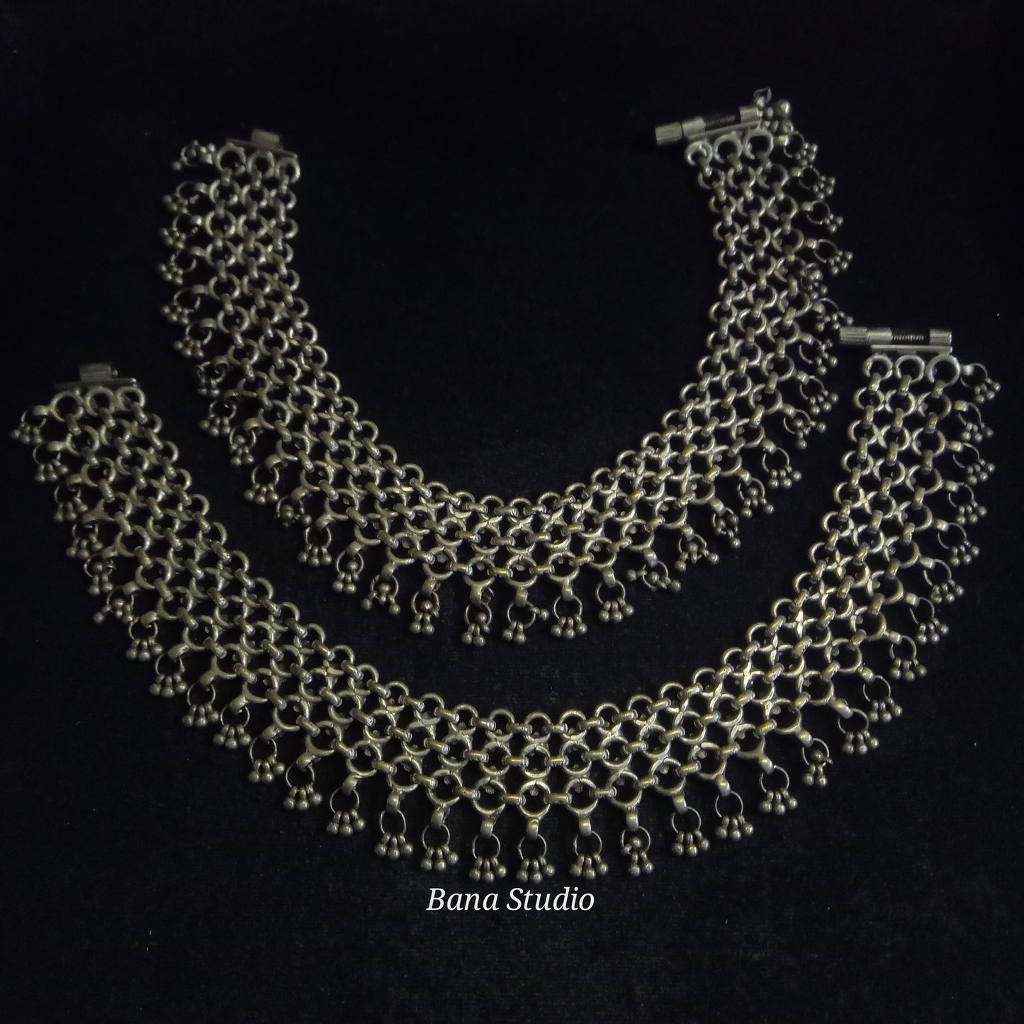 Paan Payezeb Anklets