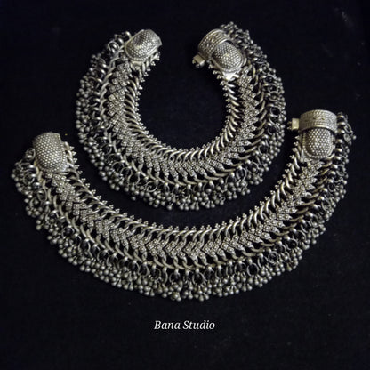 Raj Anklets