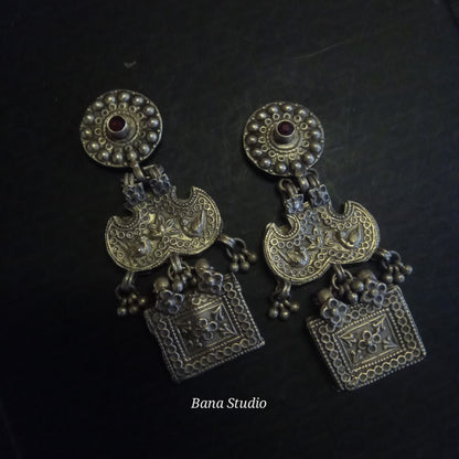 Toti Earrings