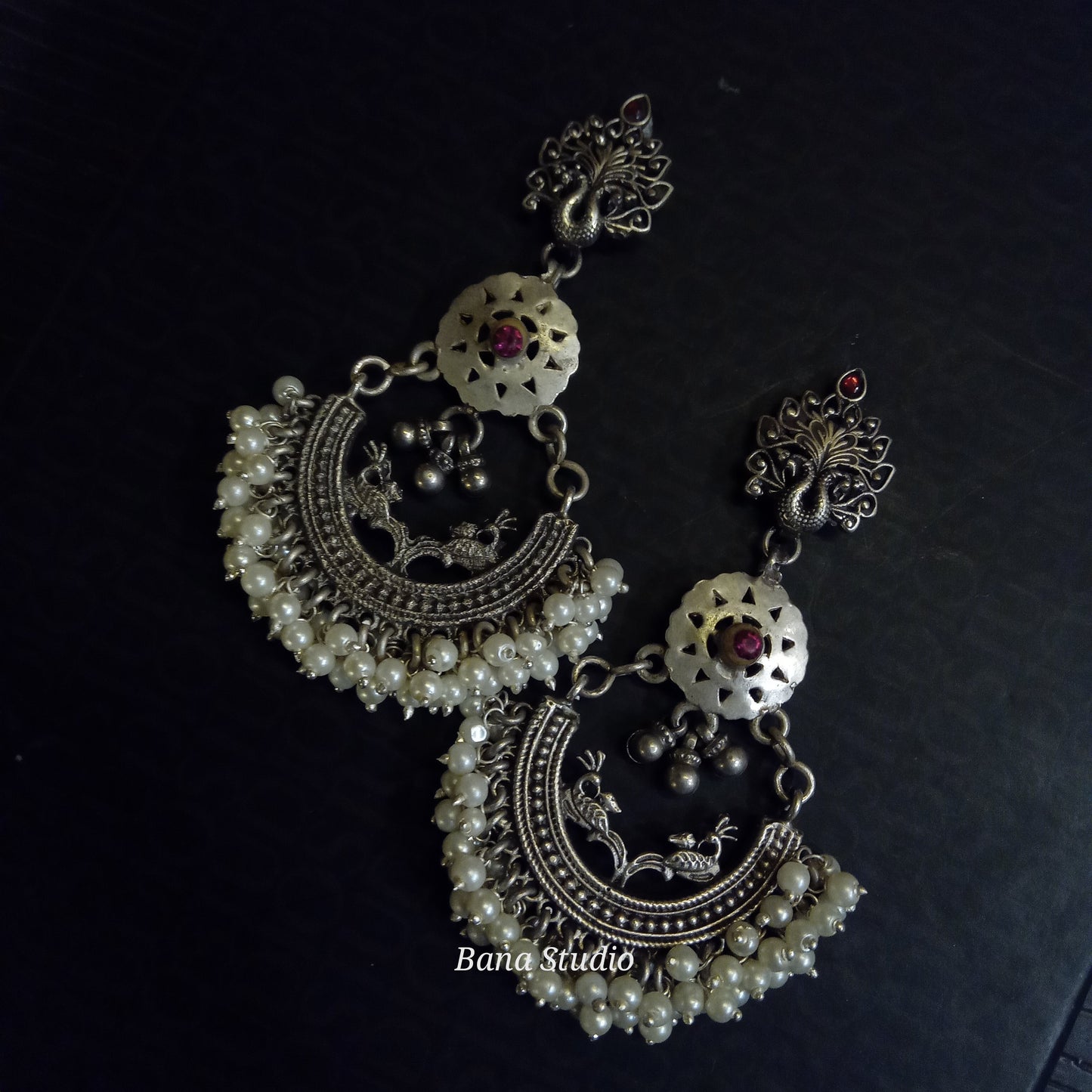 Mor Earrings