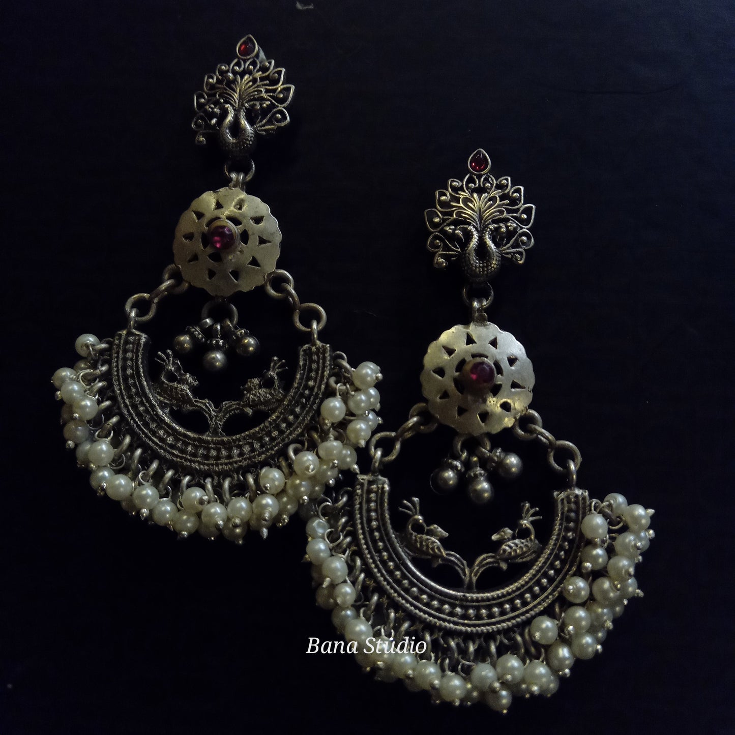 Mor Earrings