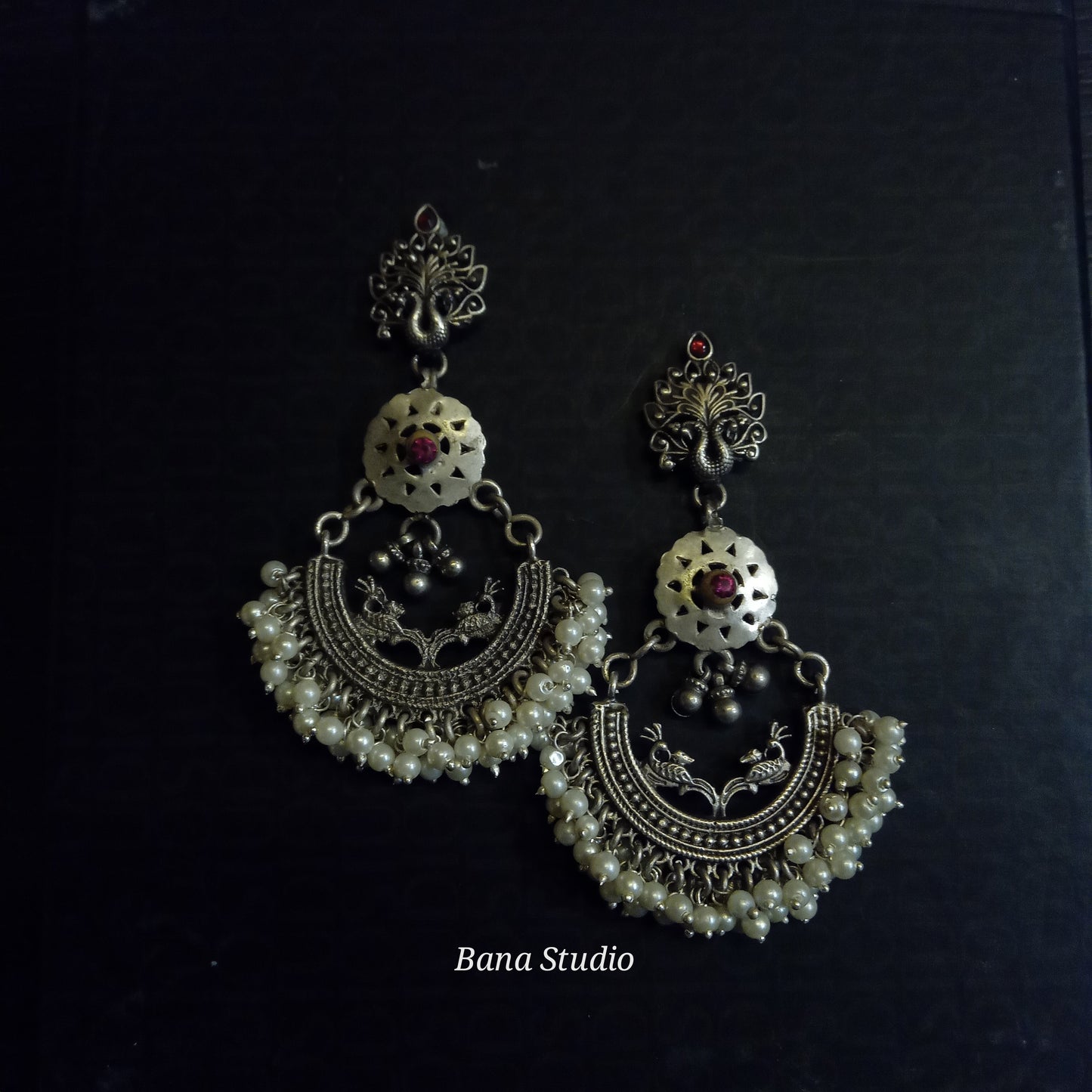 Mor Earrings