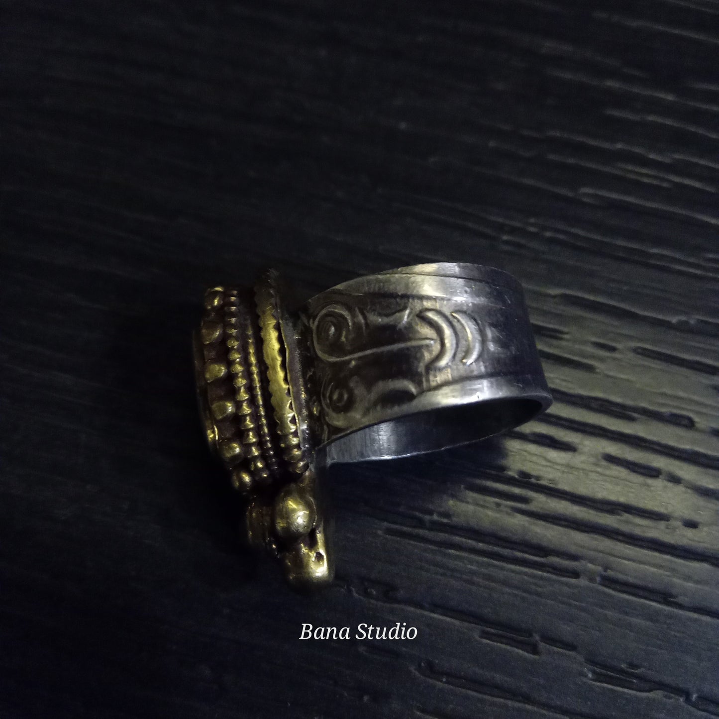 Tibetan Ring