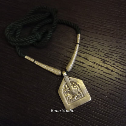 Tribal Pendant Bana Studio